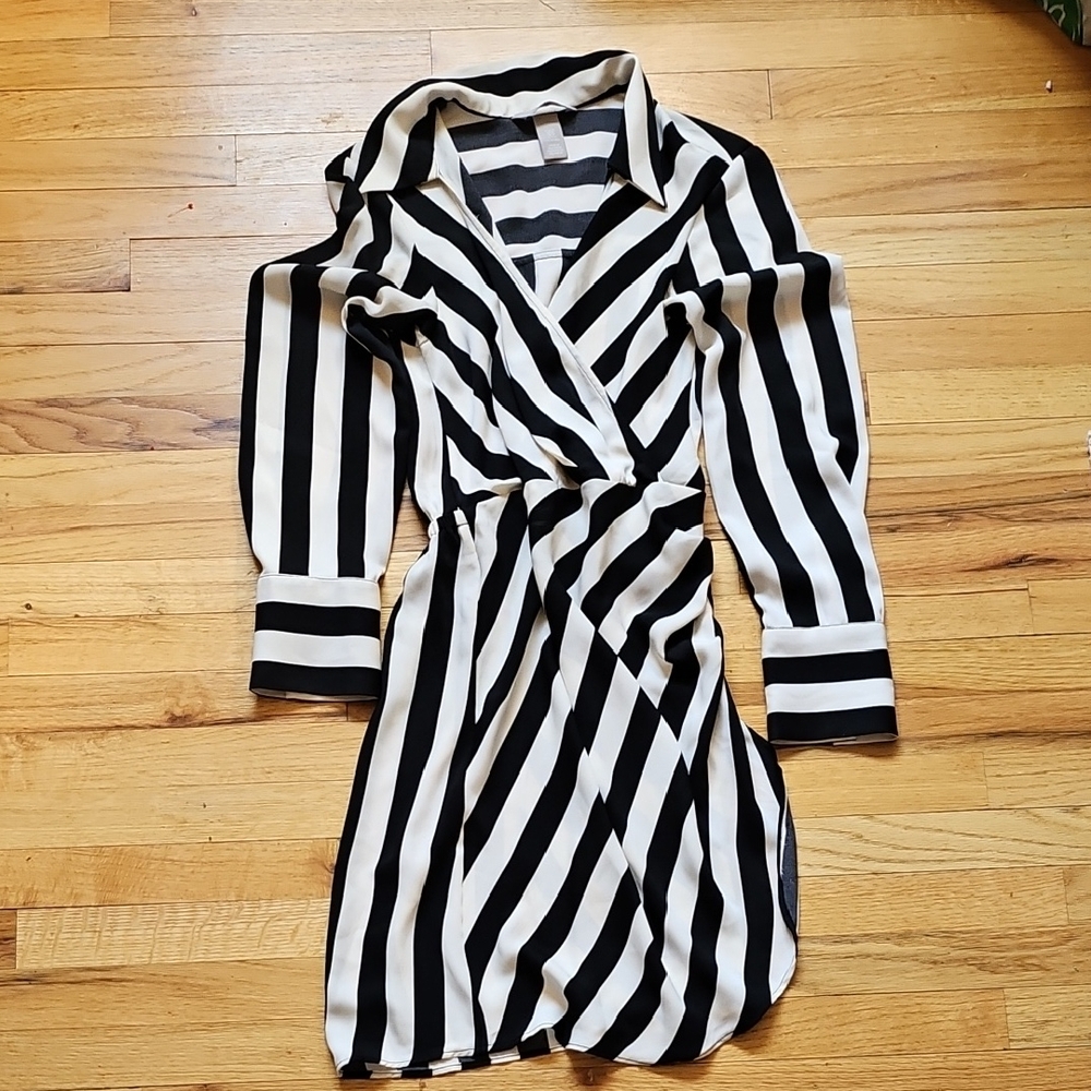 H&M Xsmall Striped Long Sleeve Dress